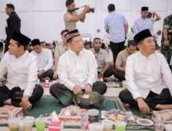 Mendagri Tito Karnavian Serahkan Bantuan untuk Korban Bencana di Pidie Jaya