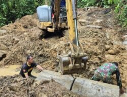 Gorong-Gorong Terpasang, TMMD ke-129 Kodim 0107/Aceh Selatan Pacu Pembukaan Jalan Desa Kemumu Sebrang.