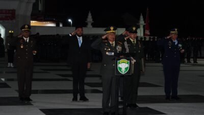 Pangdam IM Pimpin Apel Kehormatan dan Renungan Suci, di Taman Makam Pahlawan (TMP) Banda Aceh