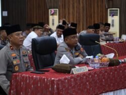 Kapolda Aceh Ikuti Ngaji Kebangsaan Bersama Gus Baha secara Hybrid